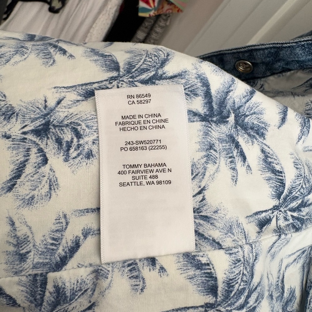 Tommy Bahama Blue Quilted Jacket - Picture 8 of 9